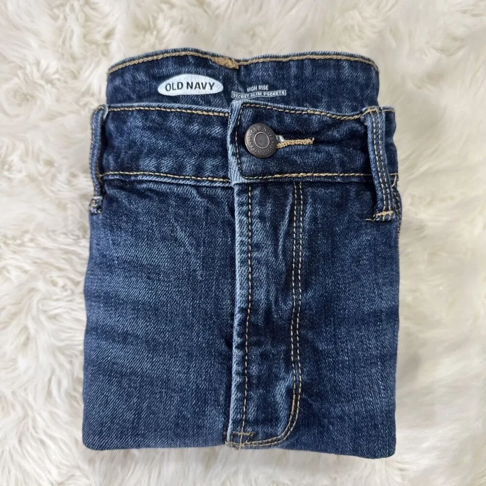 Old Navy High Rise Shorts 6 (W29 Inseam 3) Blue Distressed Cuffed Stretch Womens
